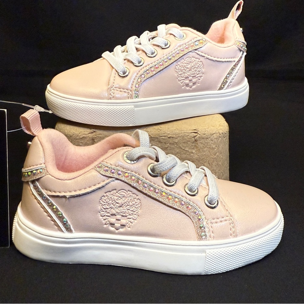 Vince Camuto Baby Embossed Sneakers Size 7c Toddler Casual Pull-on Shoe Pink NWT